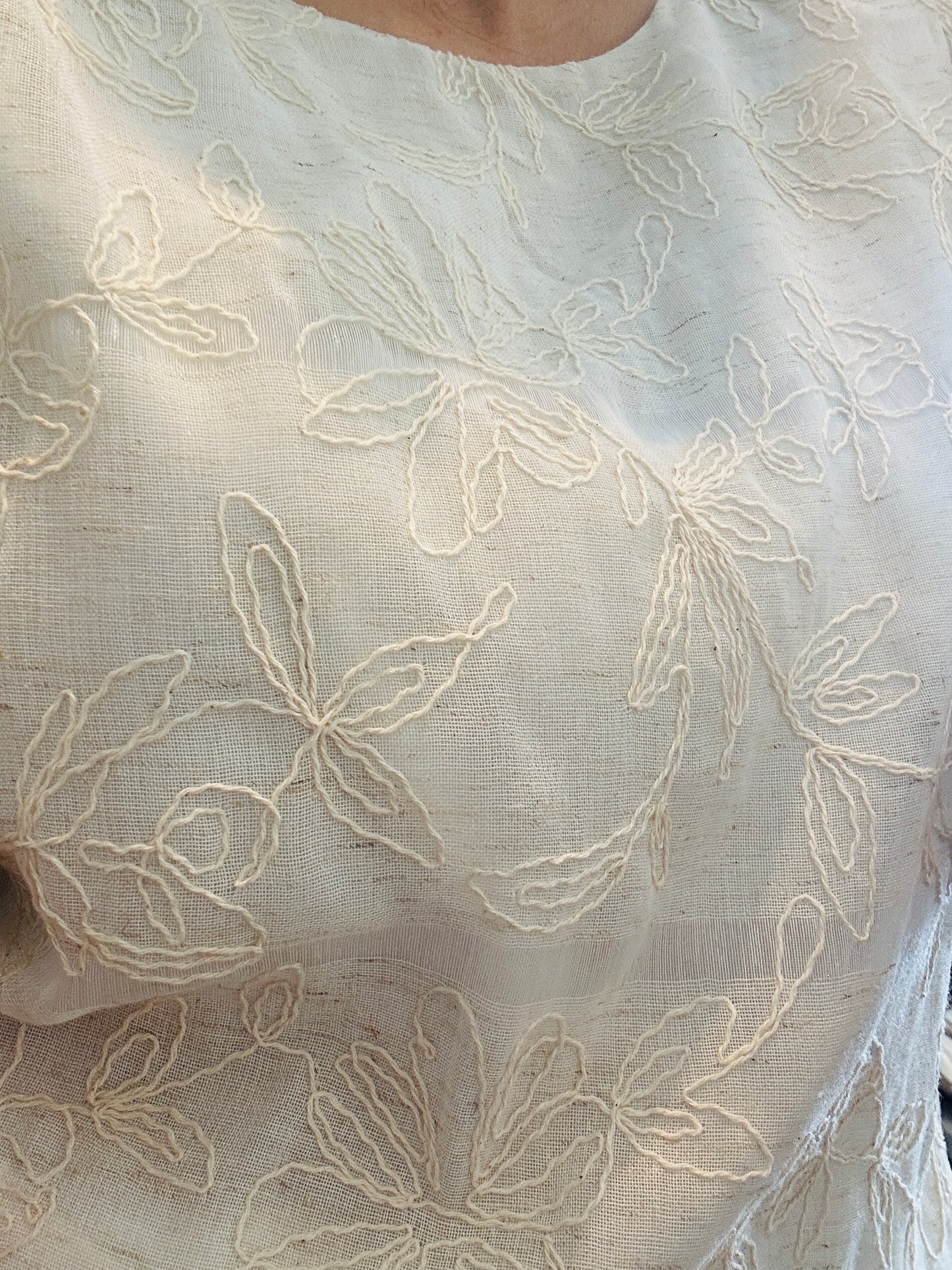 Short floral beige