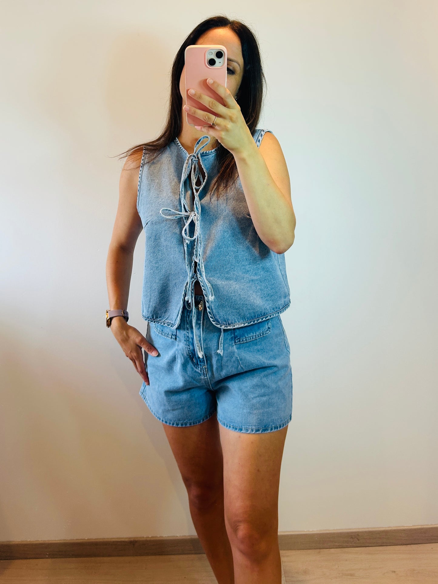Top jeans bow