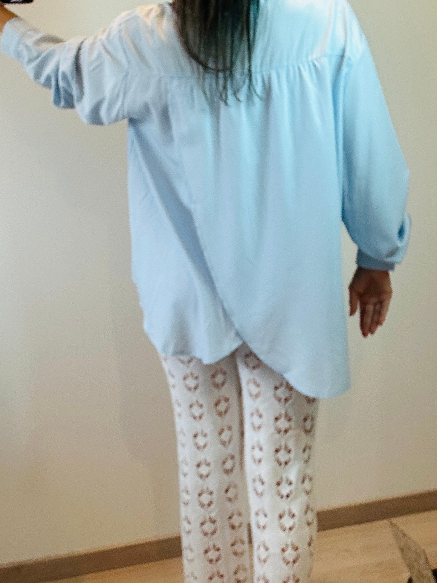 Blouse blue crossover back