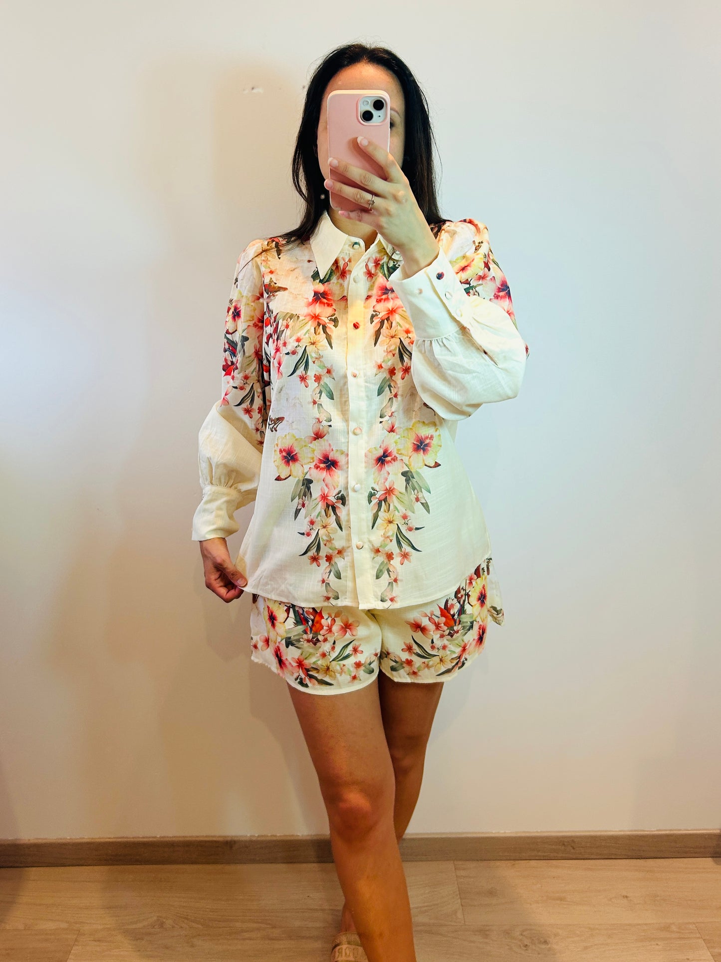 Blouse yellow flowers