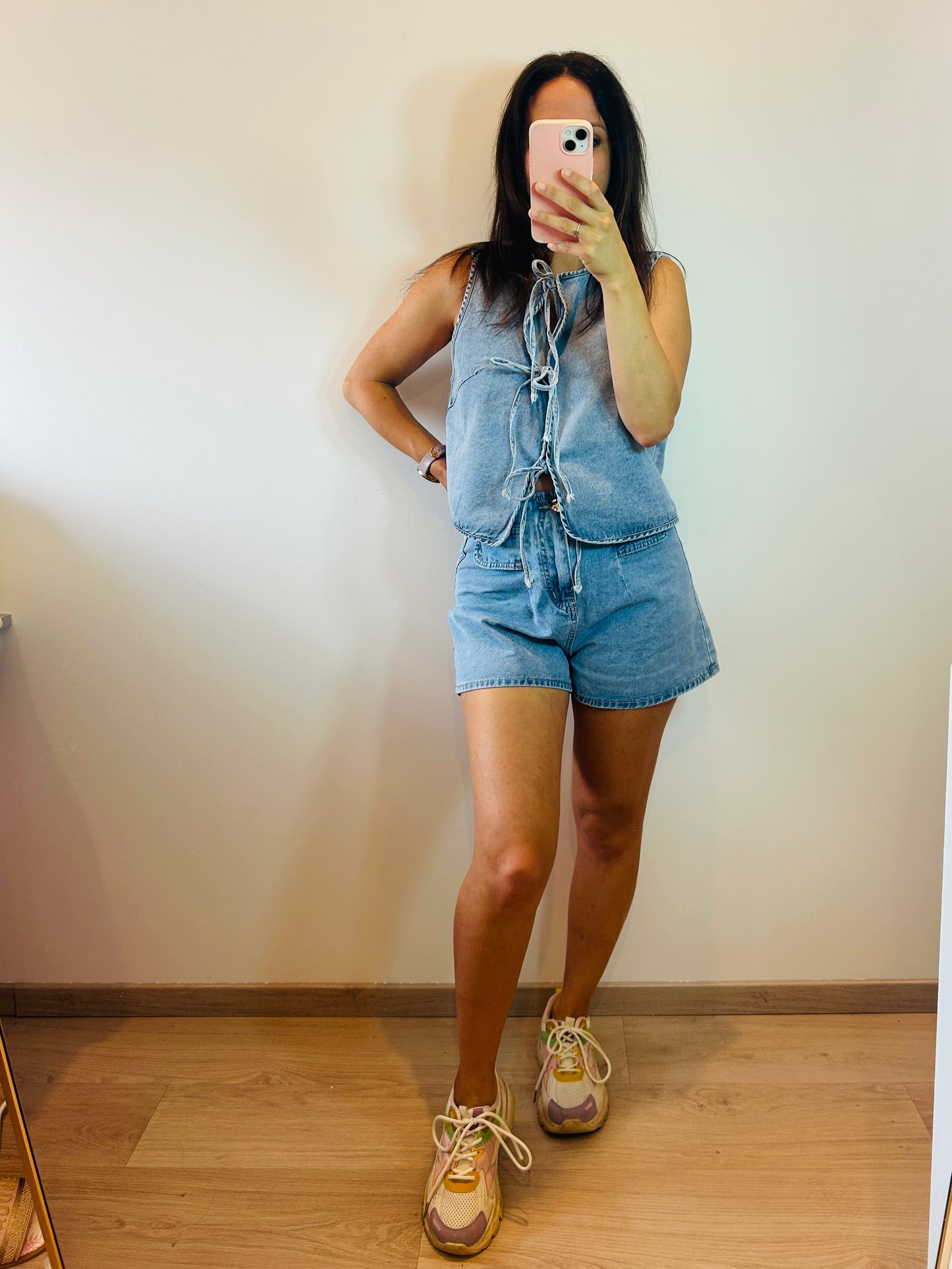 Short jeans