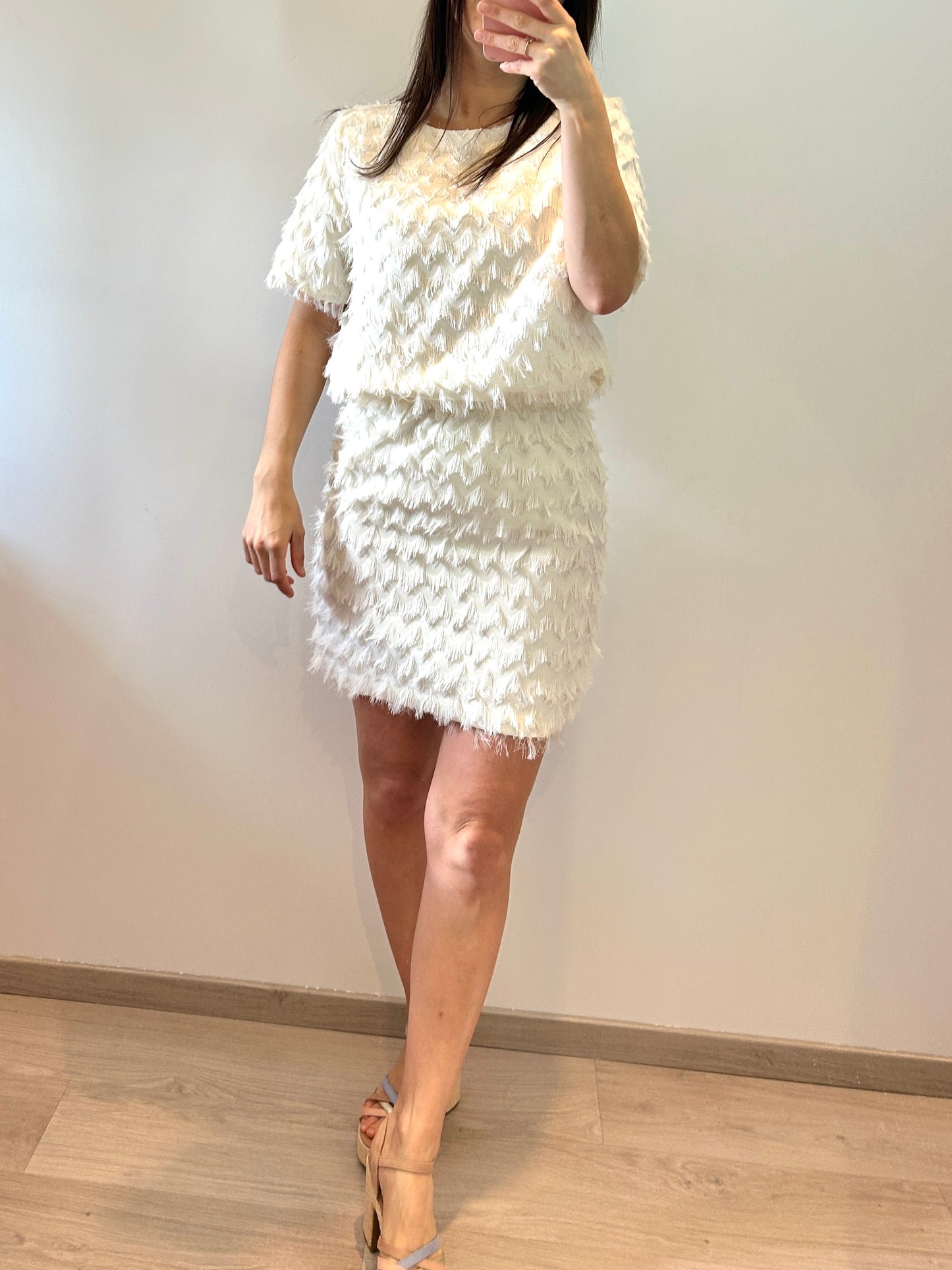 Skirt feather