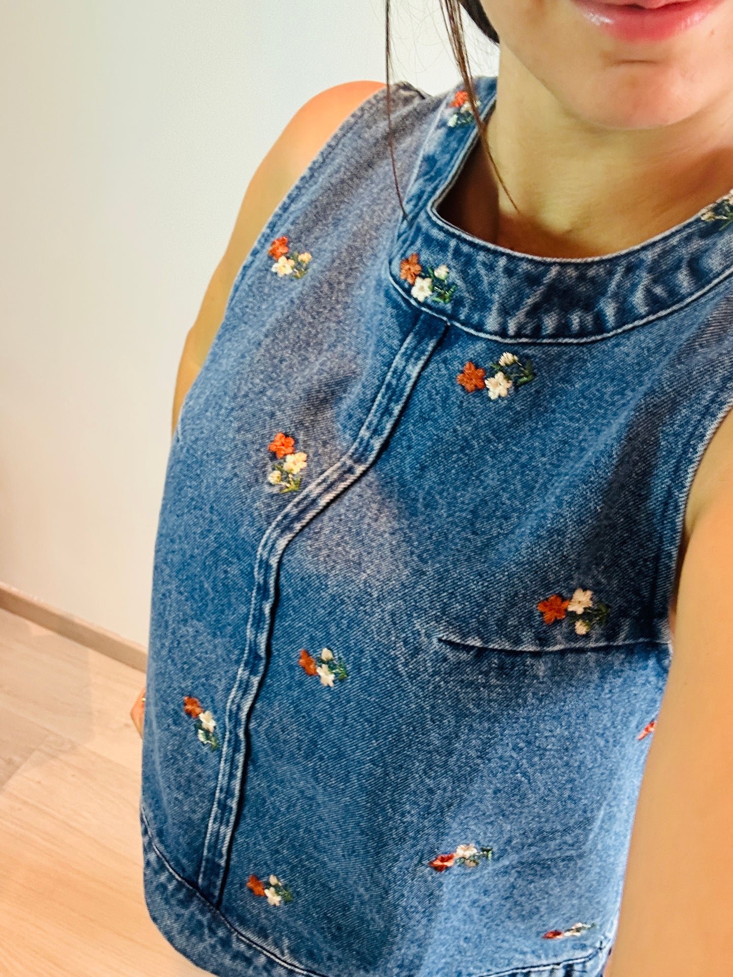 Jeans top flowers