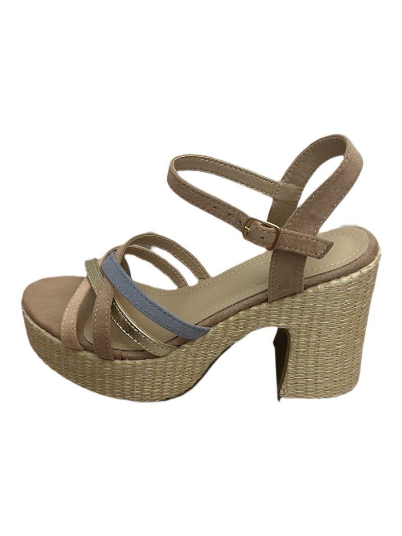 Platform sandals