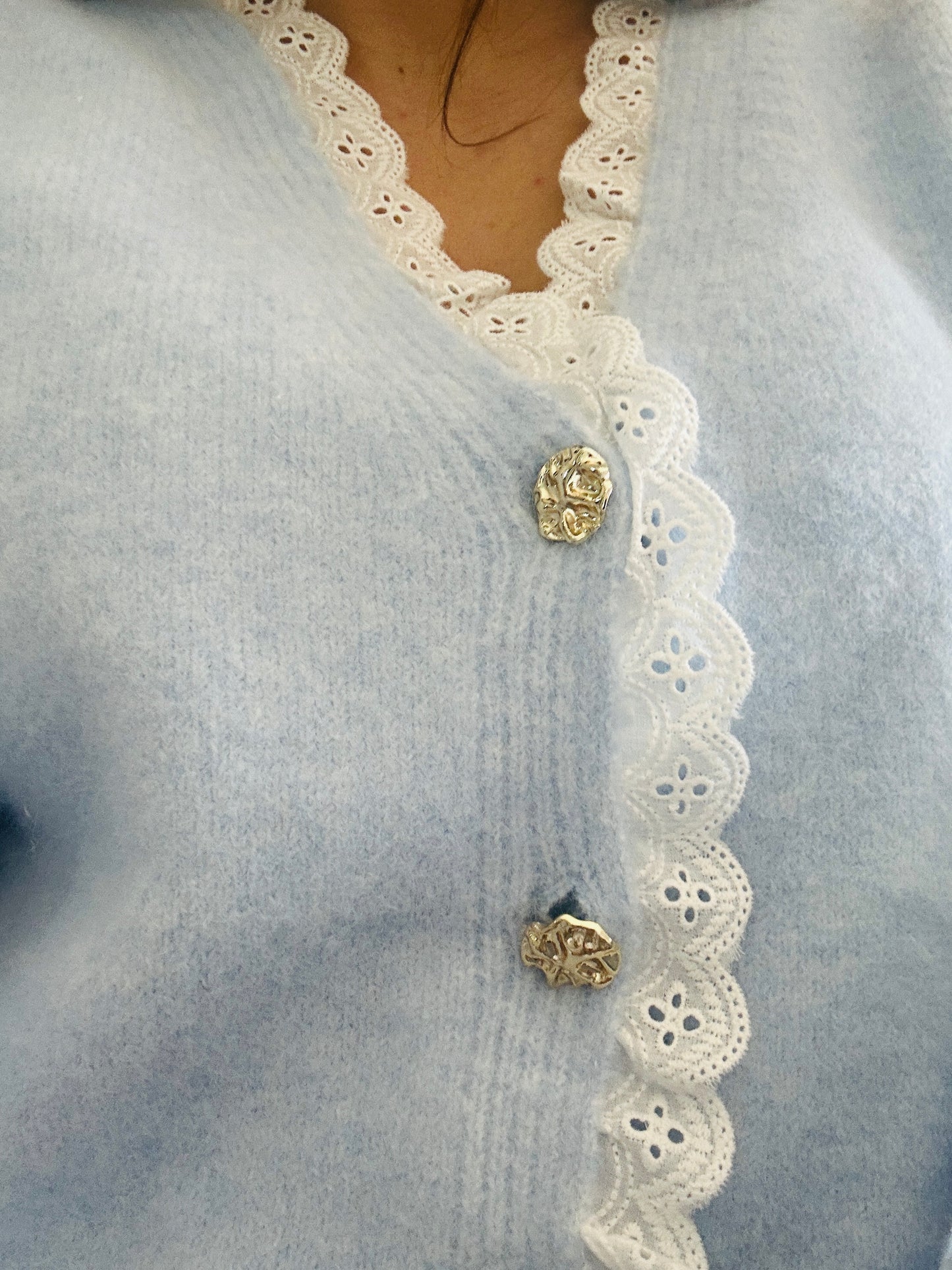 Cardigan blue lace border