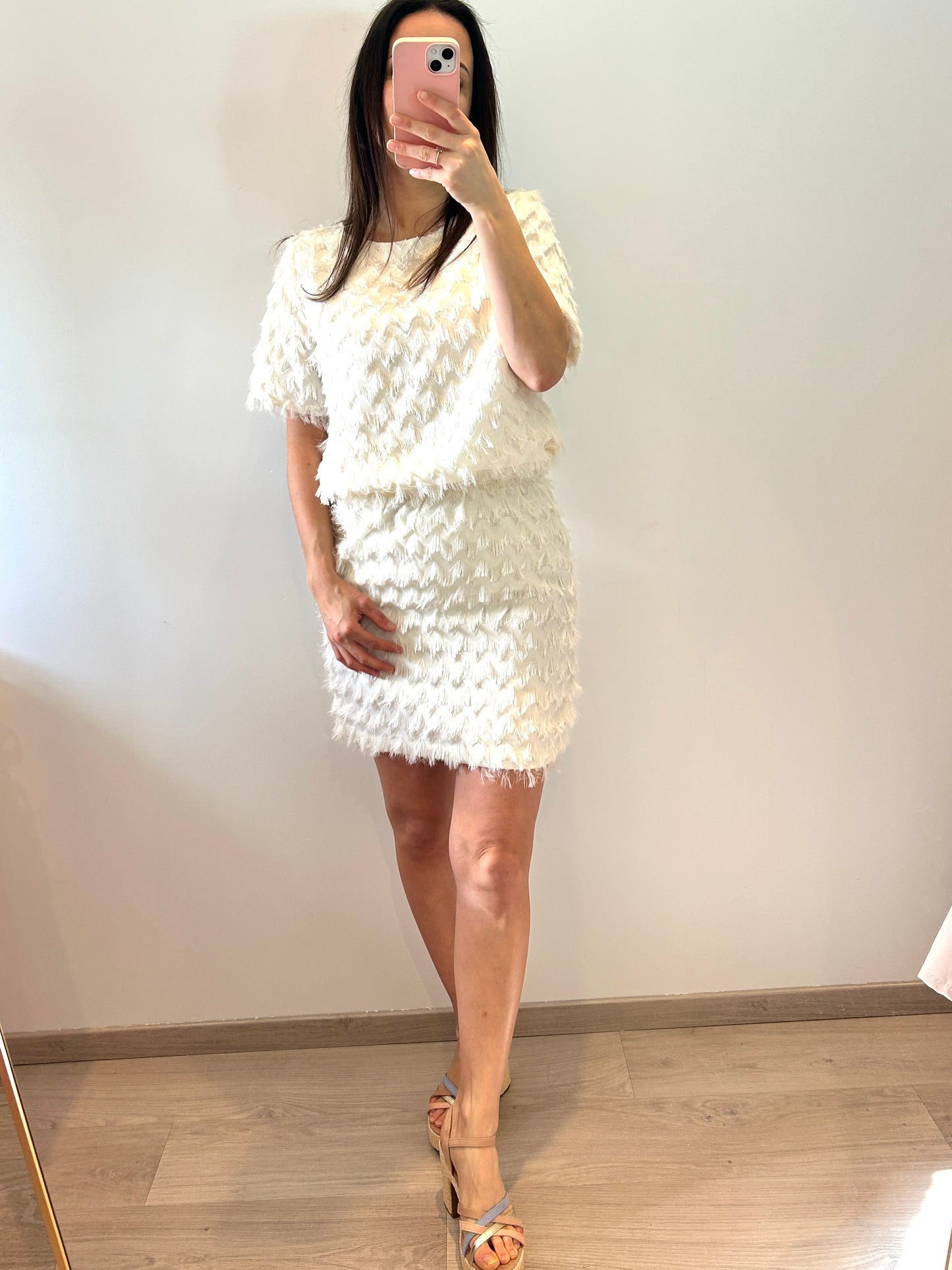 Skirt feather