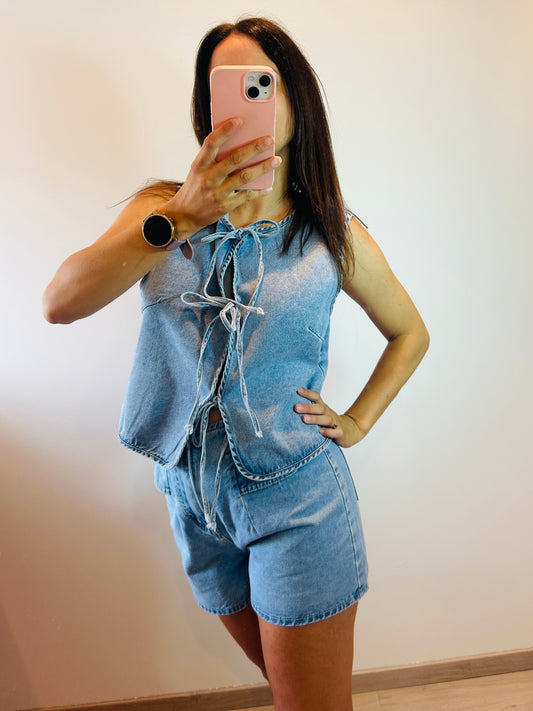 Short jeans