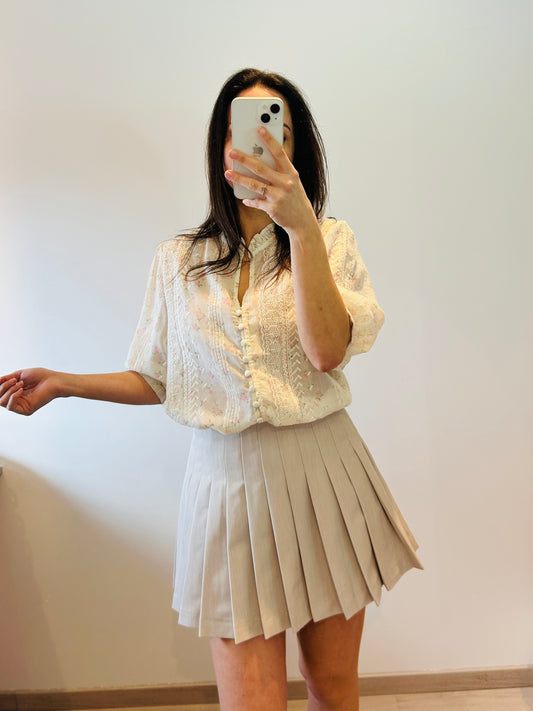 Pleated skirt beige