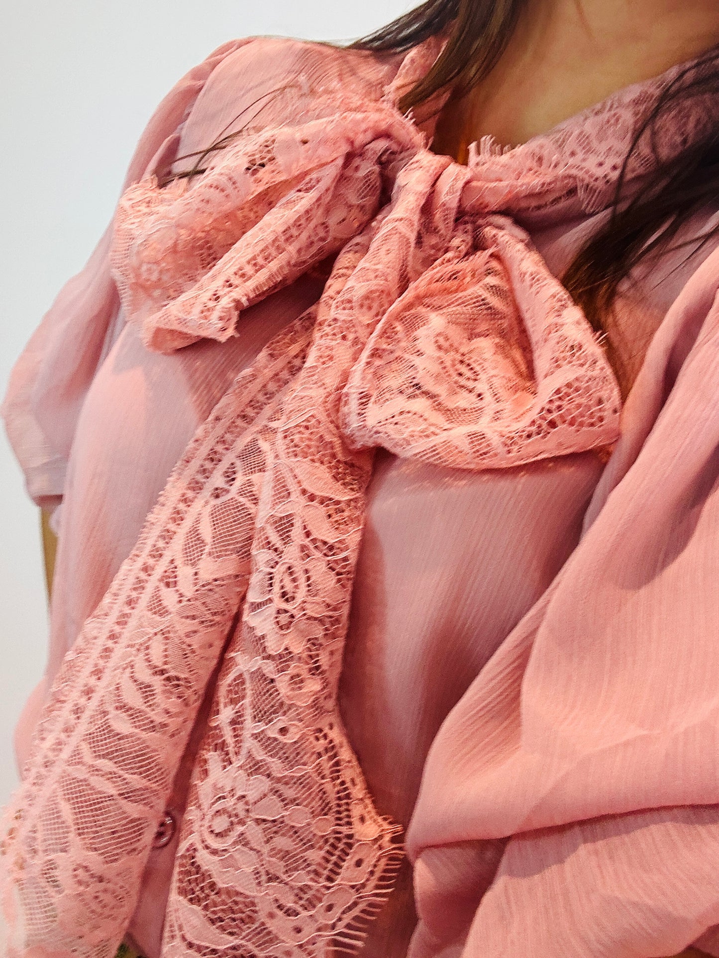 Blouse pink lace bow