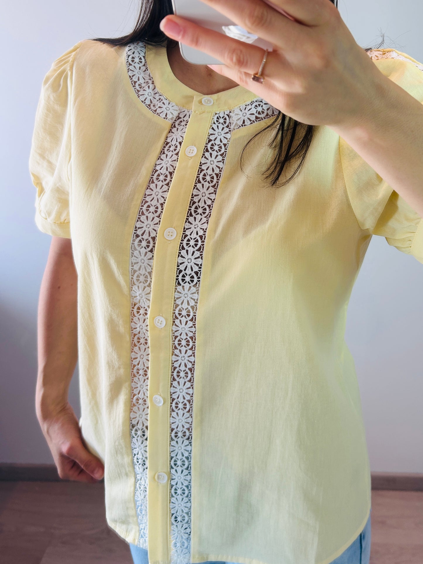 Blouse butteryellow