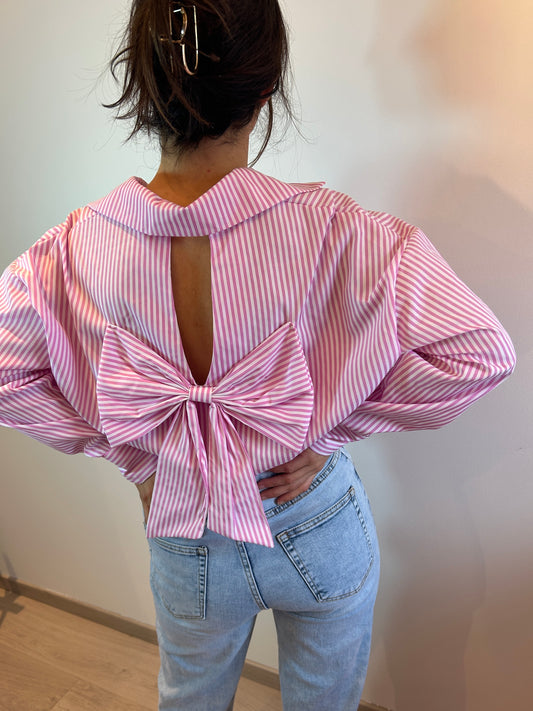 Oversized striped blouse with bow on the back pink