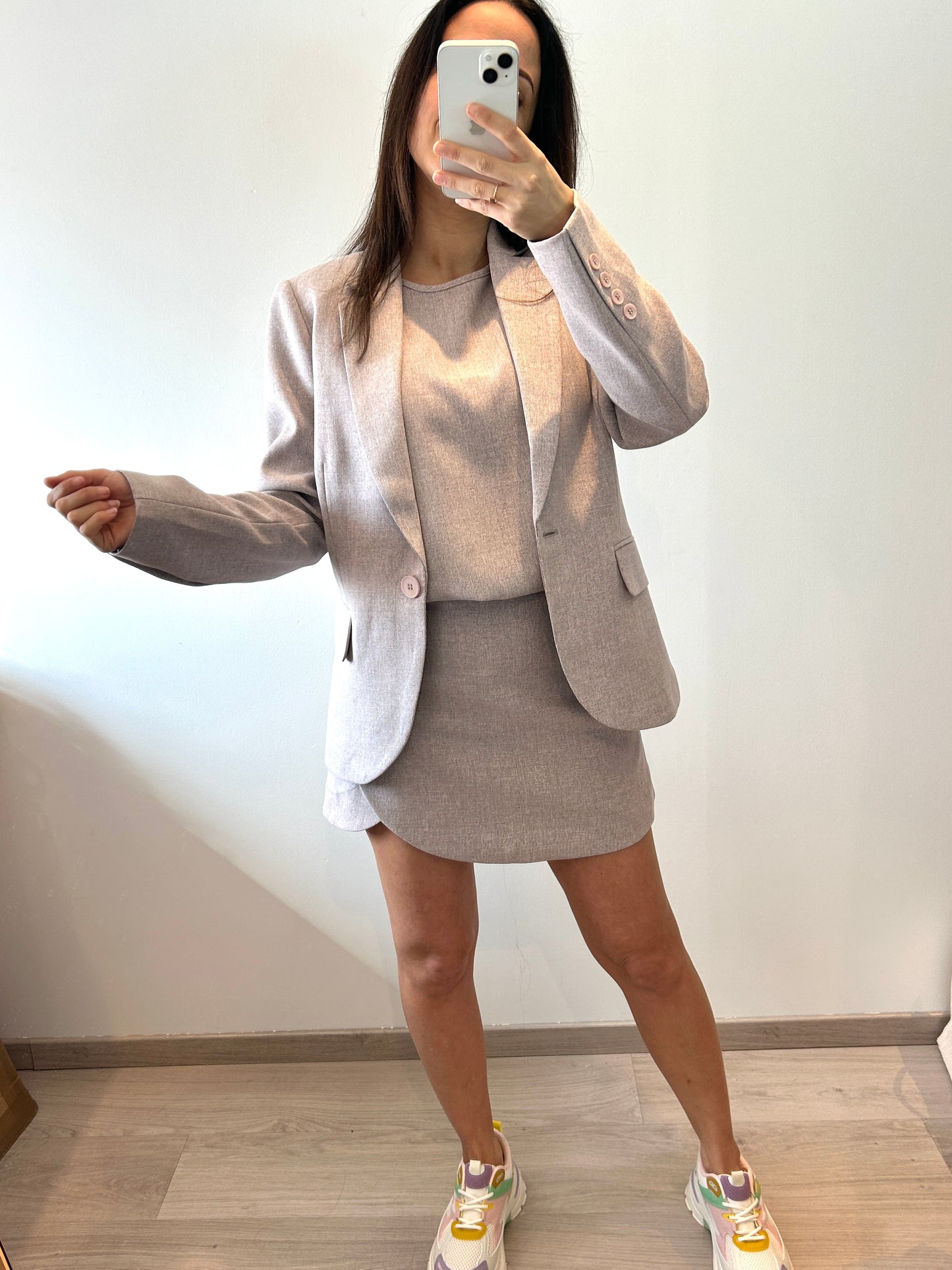 Elegant straight jacket