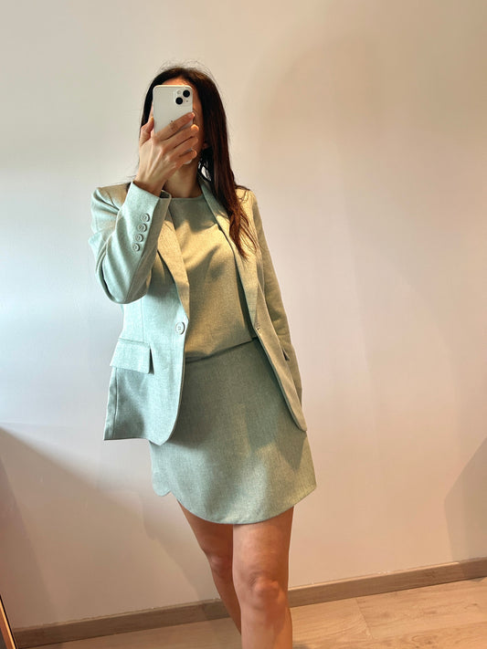 Elegant straight jacket